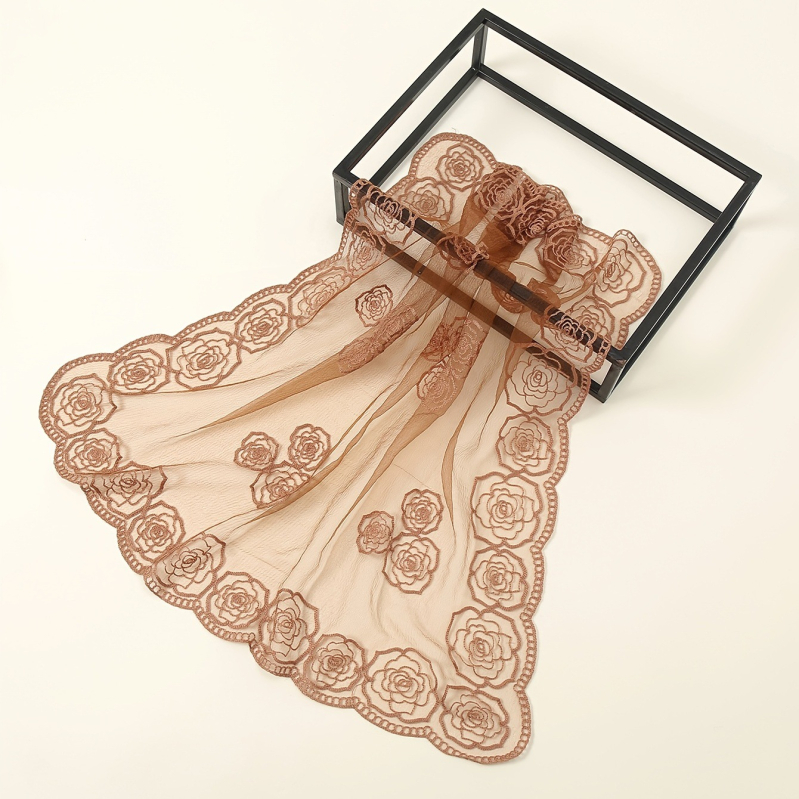 2025. aasta piiriülene uus Euroopa ja Ameerika 31.5 elegantne hingav taskurätik-sall 31.5 pitsilise lillemustriga