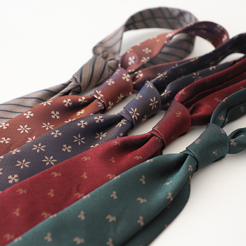 Moderns vīriešu kaklasaites biznesa formāls korejiešu stils profesionāls ikdienas retro punktiņu ziedu raksts jauniešu modes krekls aksesuāri