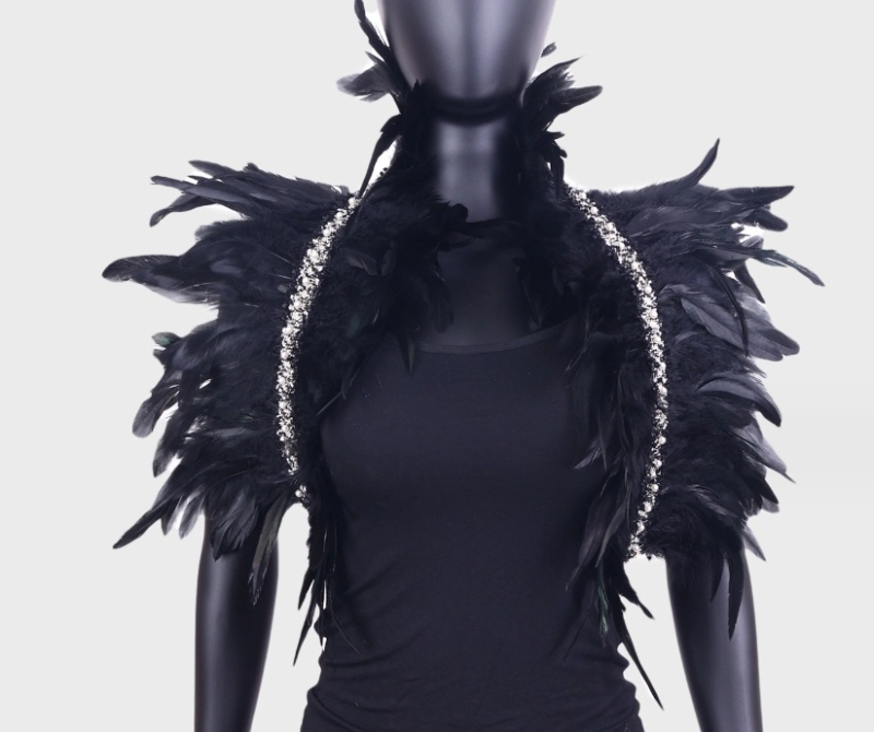 Meeste keskaegsed rõivad, otseülekanne, üle piiri, Amazoni kunstkarusnahast ühe õlaga viikingikarusnahast sall, õlapadja