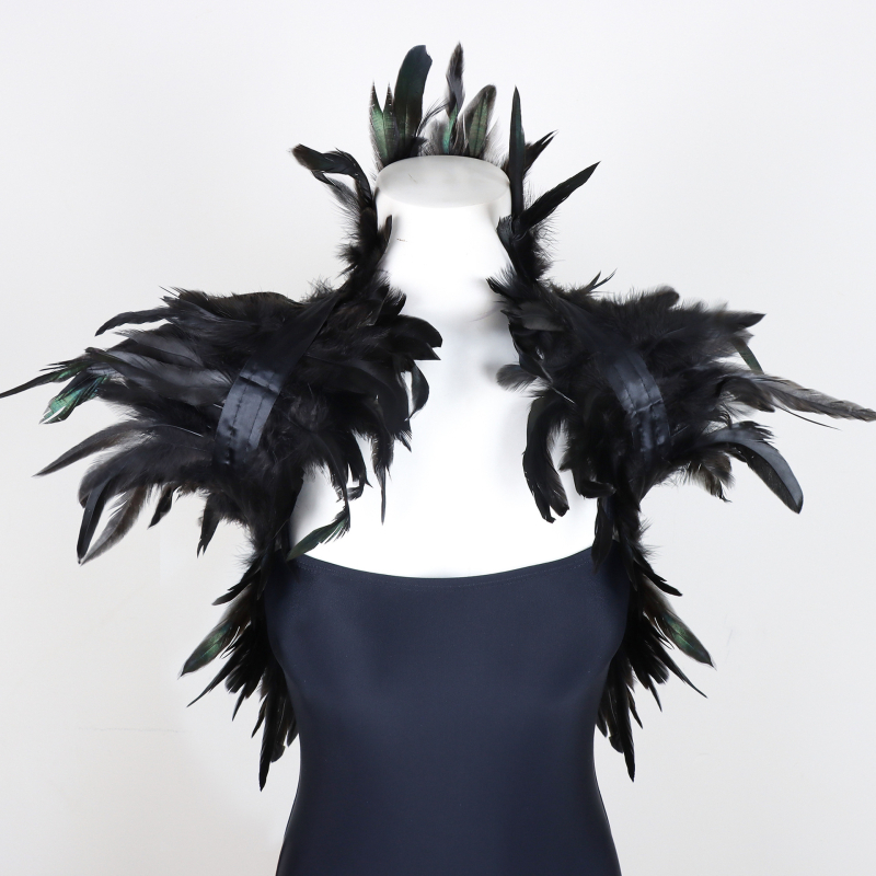 Meeste keskaegsed rõivad, otseülekanne, üle piiri, Amazoni kunstkarusnahast ühe õlaga viikingikarusnahast sall, õlapadja