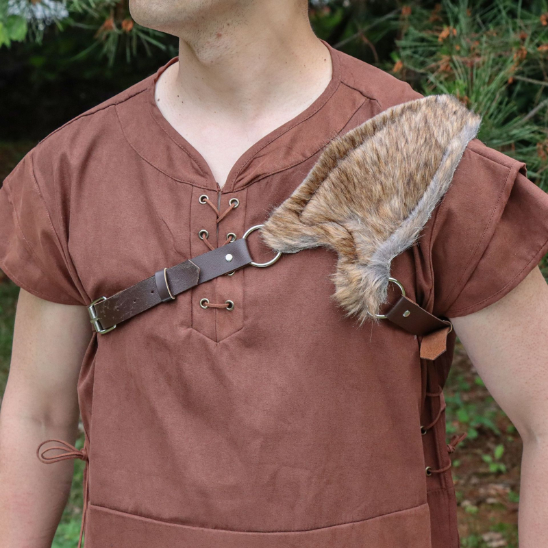 Meeste keskaegsed rõivad, otseülekanne, üle piiri, Amazoni kunstkarusnahast ühe õlaga viikingikarusnahast sall, õlapadja