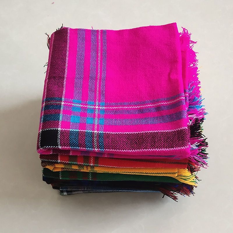 Ketverto galvos apdangalas moterims vidutinio ir pagyvenusio amžiaus Baotou keturių metų laikų megztas kvadratinis šalikas kaimo senamadiškas kibernetinis raudonas spektaklis šiltas močiutės šalikas