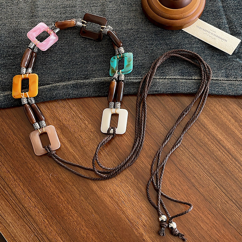 Bohēmiska viduslaiku etniskā stila brūna josta sieviešu svārkiem ar pītu vidukļa ķēdi Y2K metāla vidukļa aksesuāri