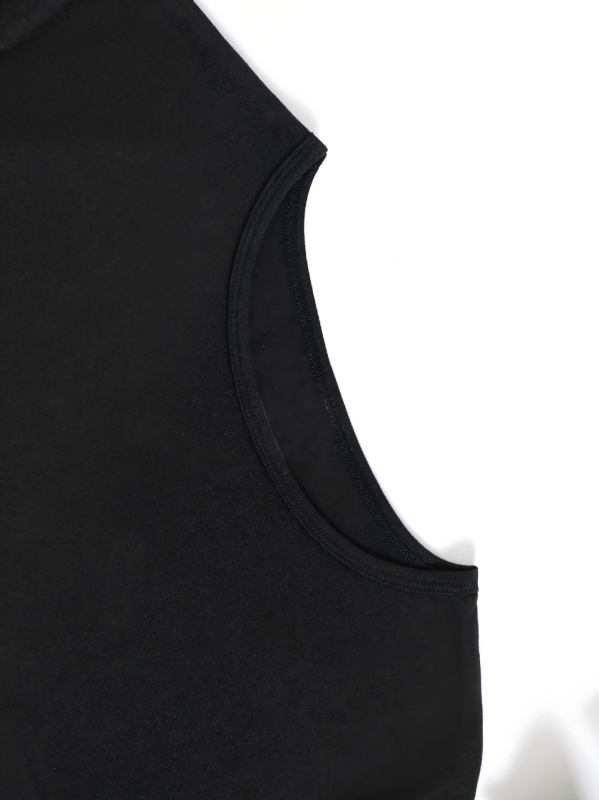 Дамска ежедневна тениска с голям размер и сладък дизайн с черна котка и суши - кръгло деколте, къс ръкав, лека