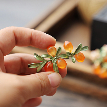 Изящна ретро пасторална растителна игла, артистична брошка с оранжева глазура и горски плодове Mori, дизайн, темперамент, аксесоари за игли.