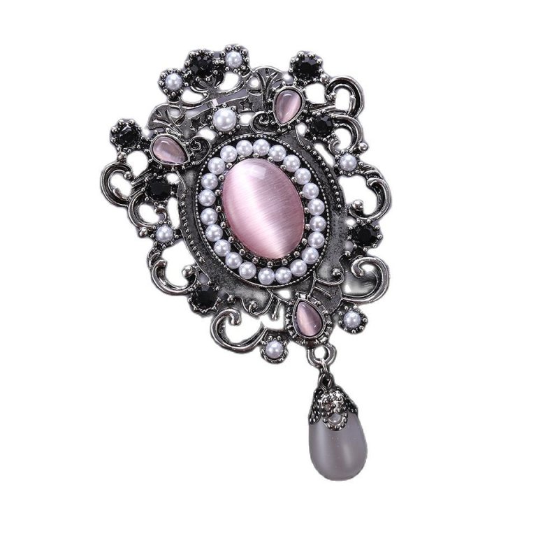 Винтидж брошка в античен бароков стил с перлен скъпоценен камък, елегантен корсаж, бутикови аксесоари за игли