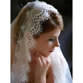 Европейска и американска булка Сватба Дълга марля Красива и щедра марля Мигли Дантела Без гребен Дължина *