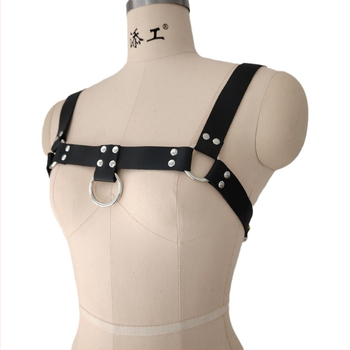 Naujas pankų alternatyvus vyriškas odinis krūtinės diržas, skirtas visų rungtynių našumui, komplektuojamas su pečių diržu, yra sandėlyje, tiesiogiai urmu.