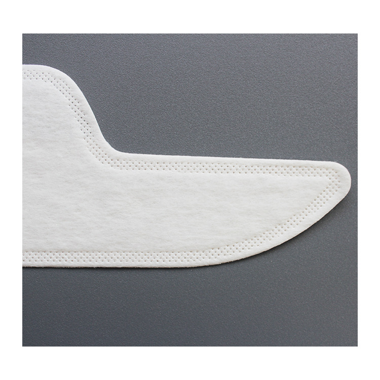 Lipdukai ant apykaklių marškiniams, lipdukai nuo purvo marškiniams, vienkartiniai apykaklių apsaugos pūkinėms striukėms, apsaugos nuo prakaito artefaktai vyrams, Qingbai Le