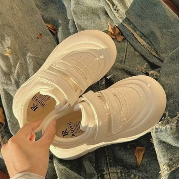 Νέα χαριτωμένα, χονδρά, casual λευκά αθλητικά παπούτσια για γυναίκες, άνοιξη/καλοκαίρι 2025, εξειδικευμένα μοκασίνια με χοντρή σόλα και βέλκρο που αυξάνουν το ύψος