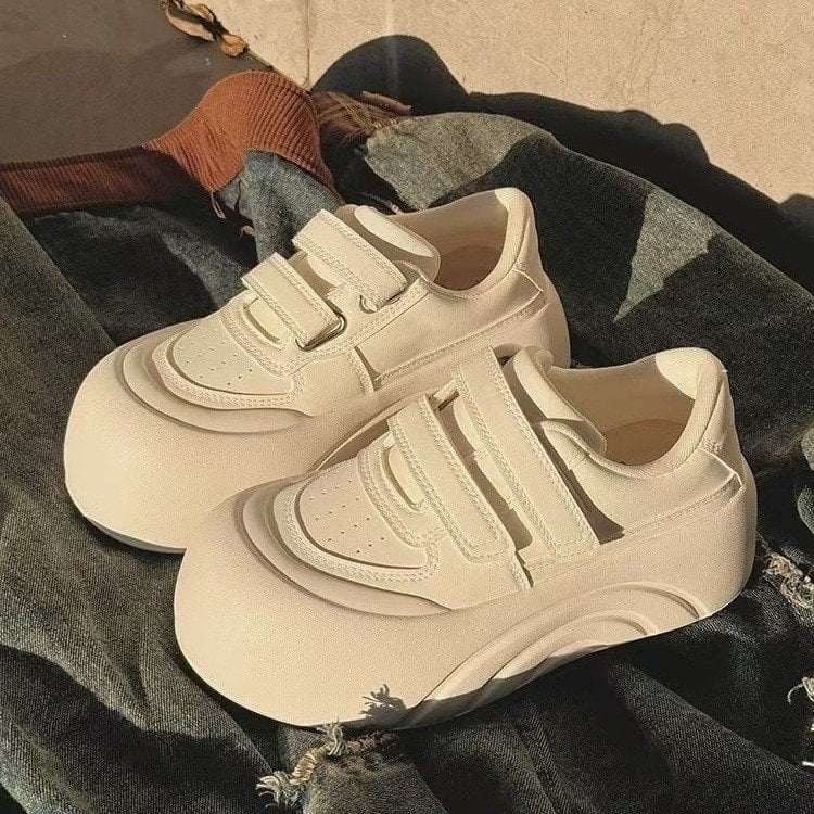 Teniși albi, drăguți, casual, groși, pentru femei, de primăvară/vară 2025, mocasini de nișă cu talpă groasă și velcro, pentru creșterea în înălțime