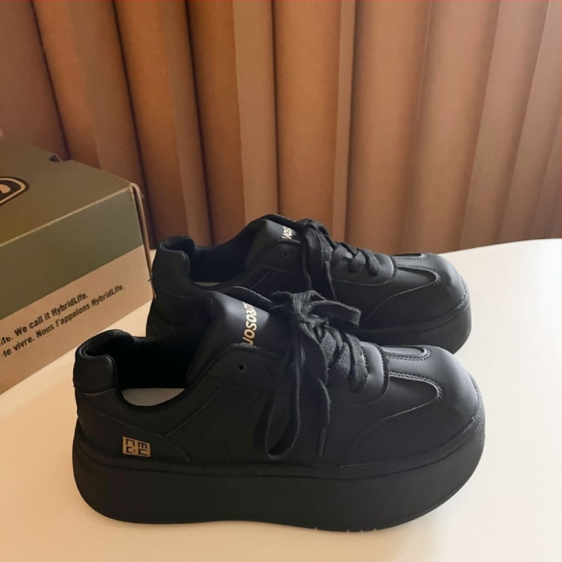 Módne čierne topánky na platforme so sukňami, dámske nové všestranné športové retro nemecké tréningové tenisky na jeseň 2025