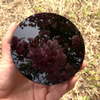 Dabīgi obsidiāna rotājumi, apaļa spoguļa virsma, neapstrādāts akmens, ar rokām pulēts disku displejs, rūpnīcas vairumtirdzniecība