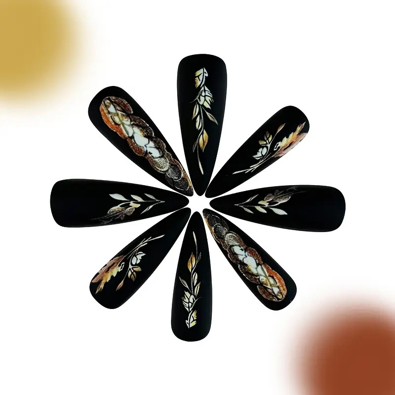 Tarpvalstybiškai parduodami karšti Europos ir Amerikos matinio reljefo karštos merginos juodos ilgos smailios kviečių šakos ir lapai užsienio prekybai skirti nagų dailės drabužiai 24 vnt.