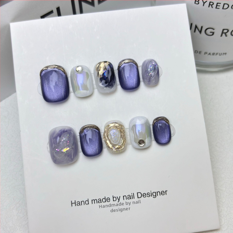 [Dream Blue] Ръчно носени завършени парчета за нокти на едро, къси нокти, бели, подвижни, изкуствени нокти