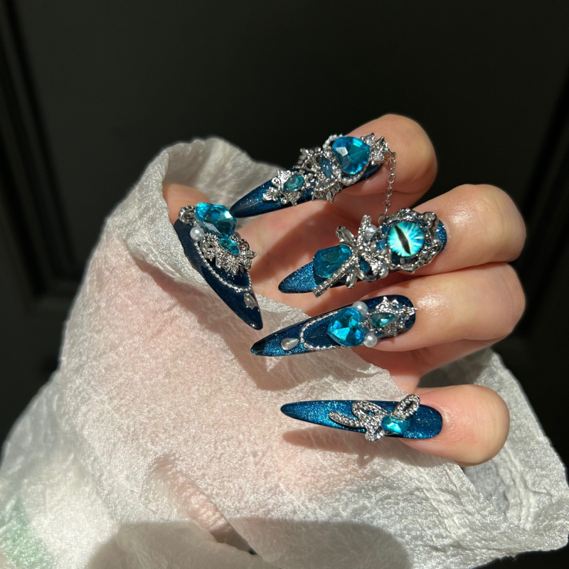 Kitas krantas originalus, rankų darbo, katės akies, pažangios mėlynos, šviesiai prabangios, sunkiosios pramonės, naujas, nuimamas nagų dailės lopas.