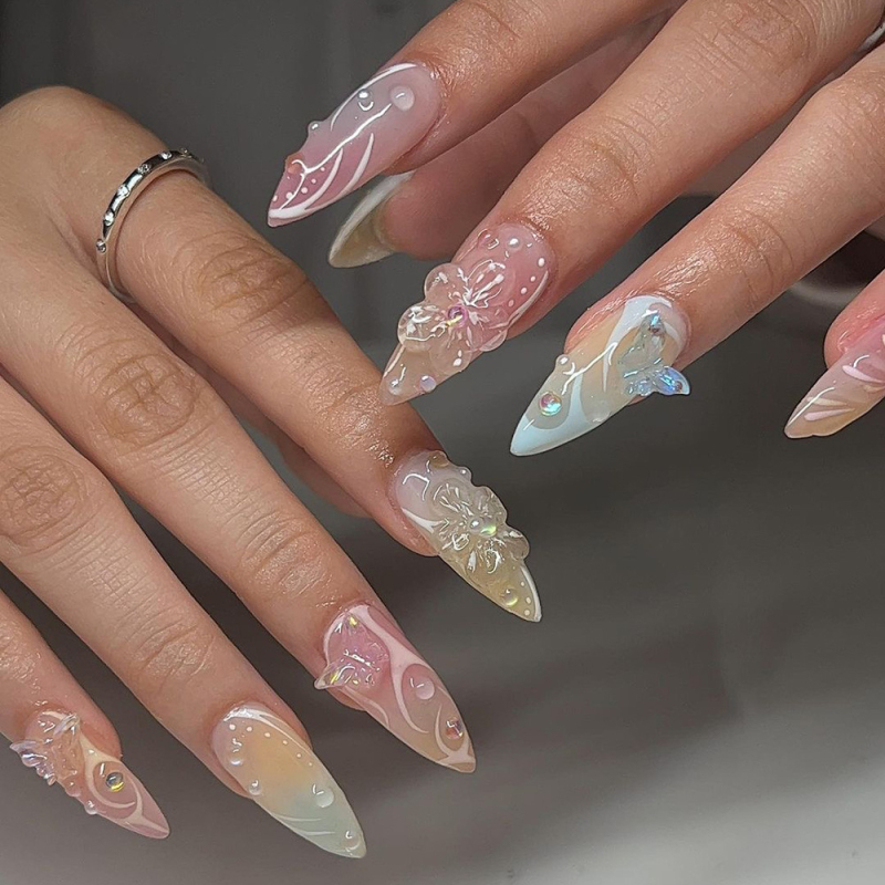 Summer Fresh Wear Armor 3D Butterfly Nail Art Κοντό Αμύγδαλο Ψεύτικο Νύχι Snob Bubble Beads Nails