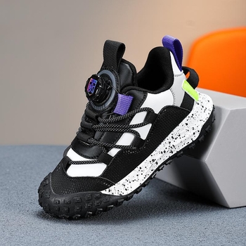 Μοντέρνα φθινοπωρινά και χειμερινά νέα, άνετα, casual παπούτσια για μεγάλα, μεσαία και μικρά παιδιά, με περιστρεφόμενη αγκράφα για εξωτερικούς χώρους