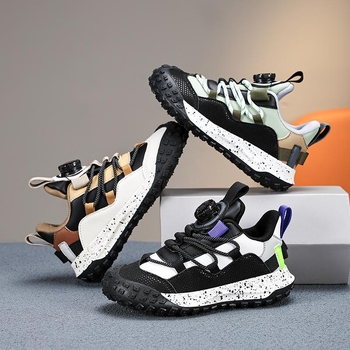 Μοντέρνα φθινοπωρινά και χειμερινά νέα, άνετα, casual παπούτσια για μεγάλα, μεσαία και μικρά παιδιά, με περιστρεφόμενη αγκράφα για εξωτερικούς χώρους