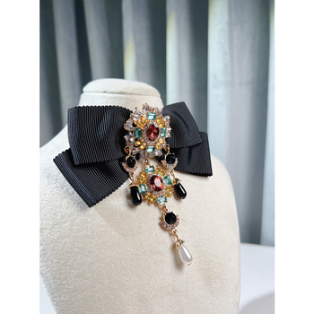 Europietiškos ir amerikietiškos retro vintažinės lydinio sagės, vyresnio amžiaus žmonių nišinių teismo papuošalų, peteliškės dekoracijos, didmeninė prekyba