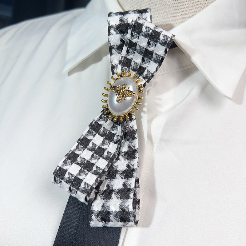 Madingi europietiški ir amerikietiški retro stiliaus juodi „Houndstooth“ stiliaus kaspino, bitės dizaino nišiniai marškiniai be mazgo moteriški kaklaraiščiai