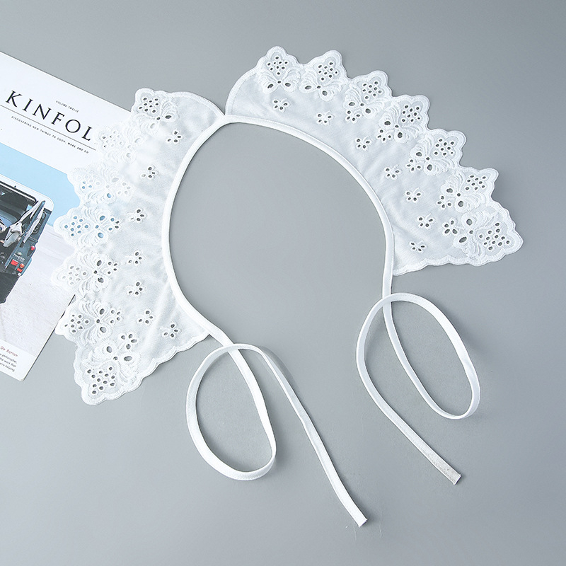 Pavasario ir vasaros netikra apykaklė moterims, tinkanti visoms rungtynėms su vakarietiško stiliaus viršutine suknele su maža skara apykakle