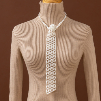 Moteriškas kaklaraištis su dirbtiniais perlais, rankomis austas madingas marškinių formos kaklaraištis, mažas kaklaraištis su perlais, tinkantis visiems metų laikams