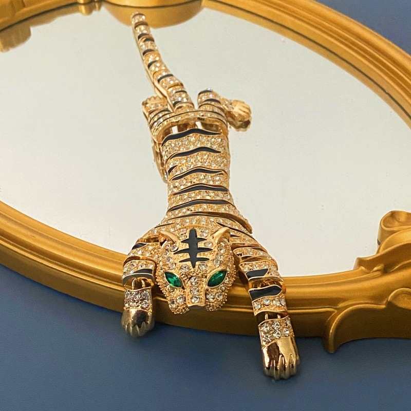 „Zhonggu“ vintažiniai papuošalai, sunkiosios pramonės gyvūnų sagė, prabangi deimantais įterpta rankų darbo aliejumi lašanti gyvūnų mados tigro sagė