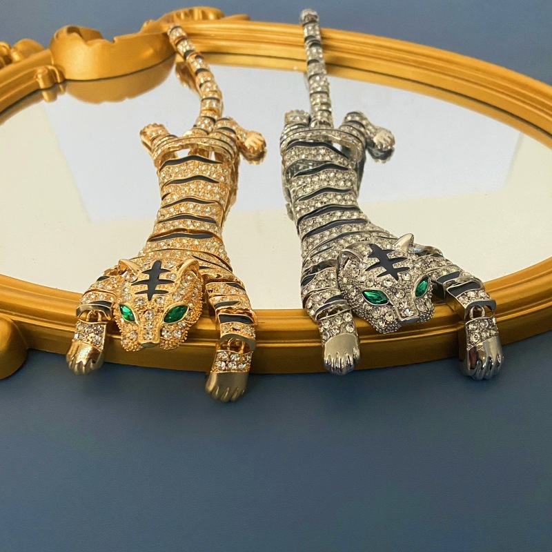 „Zhonggu“ vintažiniai papuošalai, sunkiosios pramonės gyvūnų sagė, prabangi deimantais įterpta rankų darbo aliejumi lašanti gyvūnų mados tigro sagė