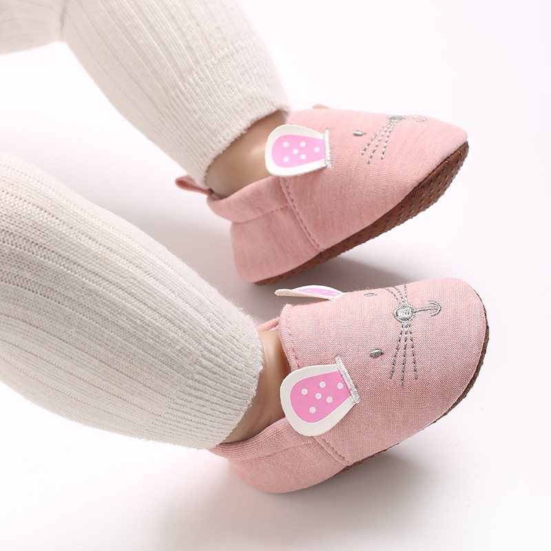 Mielos animacinių filmukų stiliaus kojinės kūdikiams nuo 0 iki 1 metų, minkštais padais, skirtos naudoti patalpose