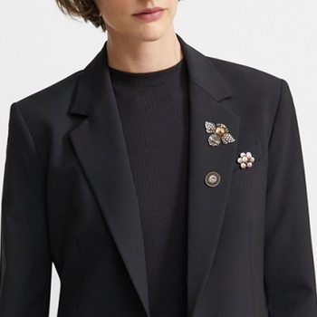 Europietiškos ir amerikietiškos baroko sagės, elegantiškas elegantiškas ženkliukas, trijų dalių rinkinys, retro rūmų cirkonio bitės korsažo segtukas