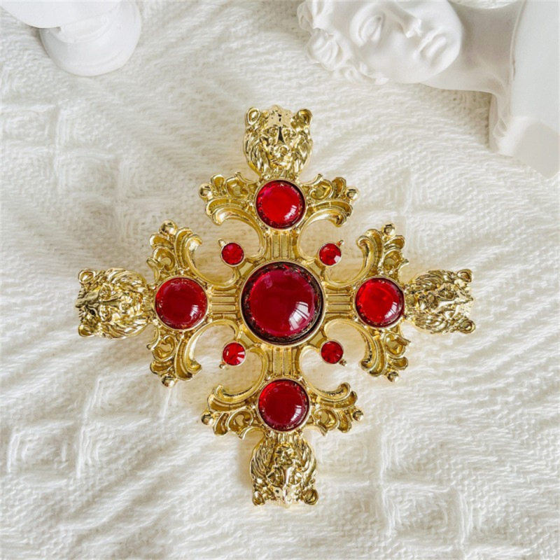 Dervos deimanto liūto galvos kryžiaus sagės pakabukas, dvejopo naudojimo, retro stiliaus, paauksuotas, moteriškas smeigtukų drožybos aksesuaras, korsažas
