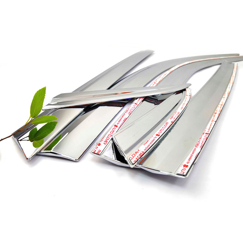 „Oakford“ tinka „Toyota Runner“ automobilio langų išorinių apdailos juostelių modifikavimui ir platininės dangos lietaus skydelio montavimui.