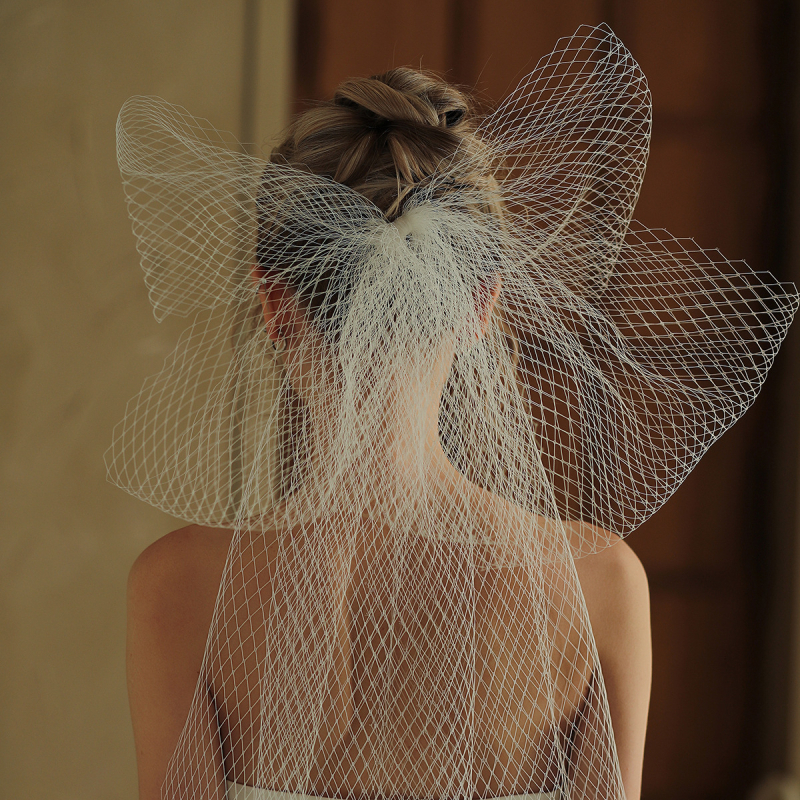 V391 голяма мрежеста мрежа с лък дълга прежда нова външна търговия на едро фото мостри местоположение пътуване щипка за коса