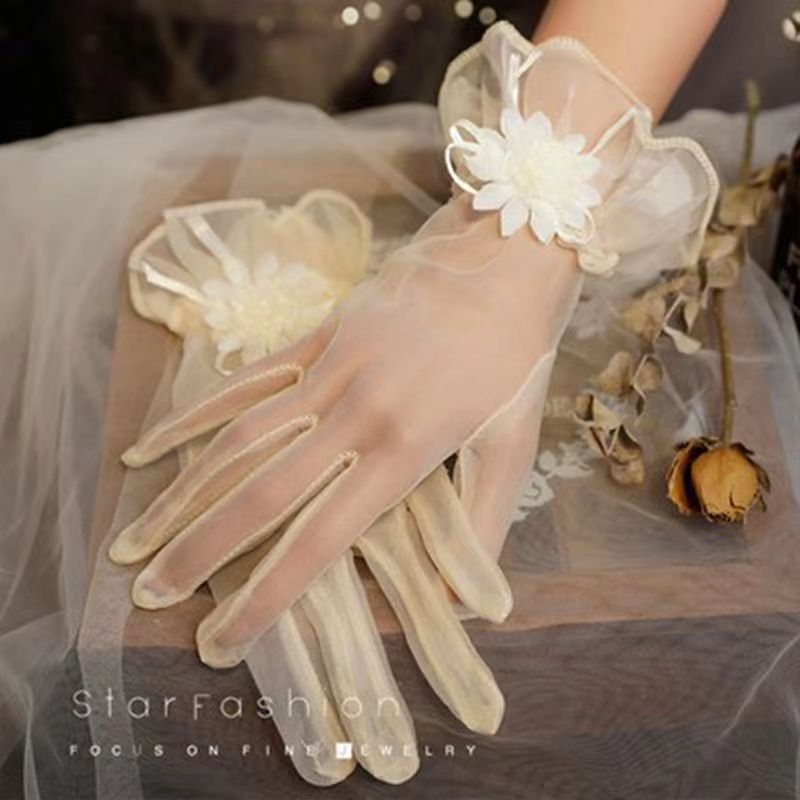 Nuotakos pirštinės trumpos nėriniuotos baltos šampano spalvos drugelio formos vestuvinės pirštinės su aukštu elastiniu tinkleliu suknelės aksesuarai