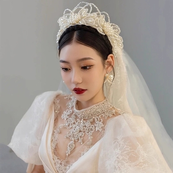 Lengvi, prabangūs, aukštos klasės krištoliniai vestuviniai aksesuarai, miško stiliaus princesės stiliaus vestuviniai aksesuarai, retro stiliaus, svajingi, sunkūs, rankų darbo vestuviniai aksesuarai