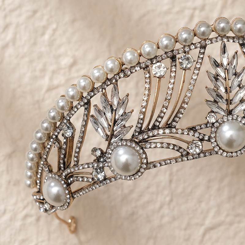 Europietiško ir amerikietiško retro stiliaus nuotakos galvos apdangalas su perlų karūna, pokylių suknelės aksesuarai, princesės apeigų perlų karūna