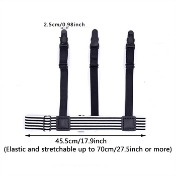 Nauji, madingi, tarpvalstybiniai, juodi ir balti vyriški marškiniai su neslystančiais, raukšlėtais, juodai baltais dryžiais, trijų dalių moliūgo sagtimi ir urmu.