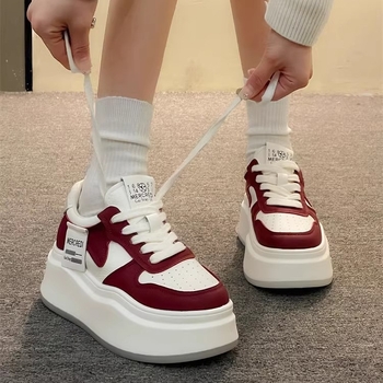 Νέα καλοκαιρινά αθλητικά παπούτσια εξωτερικού εμπορίου για γυναίκες το 2025, σχεδιασμένα για ψηλόμεσα και χοντρά παπούτσια, διασυνοριακό εξωτερικό εμπόριο