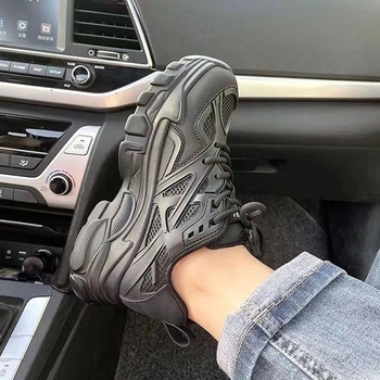 Κορεάτικα παπούτσια μπαμπά με χοντρή σόλα για γυναίκες 2025 Άνοιξη, μοντέρνα, casual αθλητικά παπούτσια με κορδόνια, σε καθαρό χρώμα και στρογγυλή μύτη.