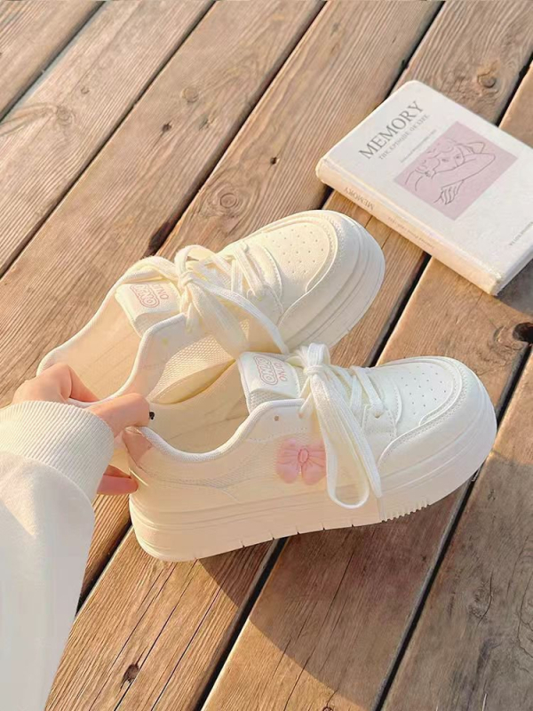 Super universalūs sportbačiai, patogūs, lengvi ir madingi studentiški moteriški laisvalaikio bateliai su raišteliais 2025 m. vasariniai laisvalaikio batai