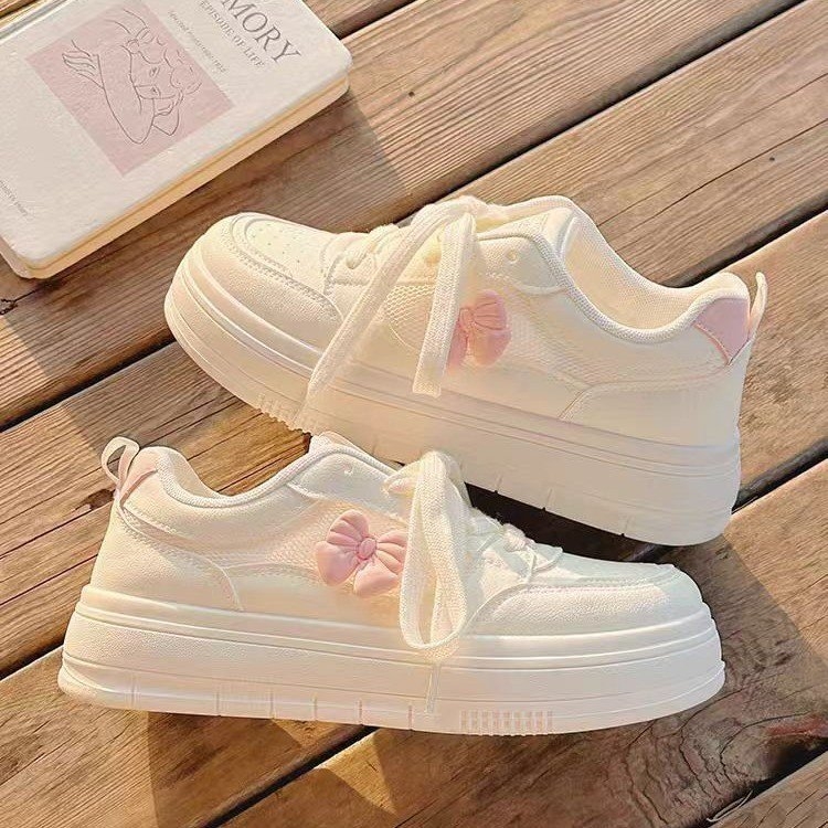 Super universalūs sportbačiai, patogūs, lengvi ir madingi studentiški moteriški laisvalaikio bateliai su raišteliais 2025 m. vasariniai laisvalaikio batai