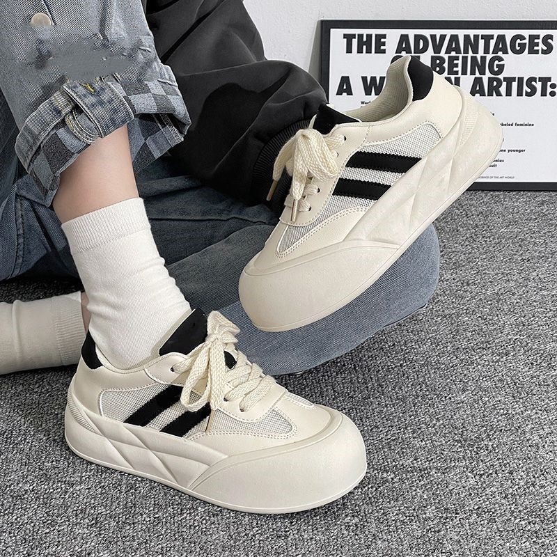 Vasaros ploni, kvėpuojantys balti batai moterims, 2025 m. Nauji madingi, seksualūs retro sportiniai ir laisvalaikio sportbačiai moterims