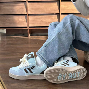 Xiaozhong Original Lake Blue Bread Shoes με χοντρή σόλα 2025 Νέα ανοιξιάτικα, ελαφριά, casual παπούτσια skate για γυναίκες, για όλες τις ηλικίες.