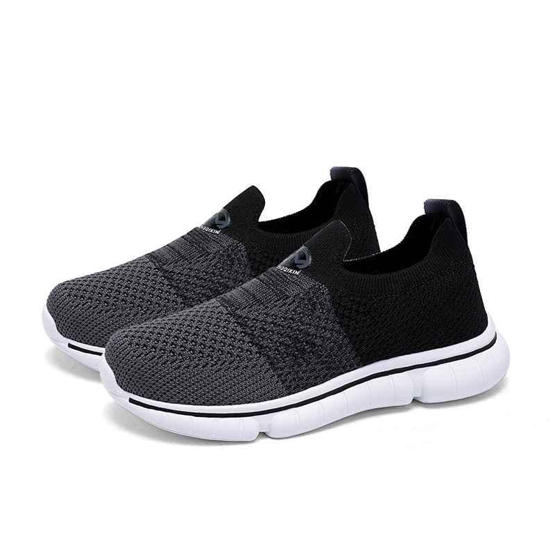 Vaikiški batai berniukams, balti batai, odiniai makaronai, vidutiniai ir dideli vaikų berniukų pradinių klasių mokinių sportbačiai, tinklinio paviršiaus mergaitėms, balti sportbačiai