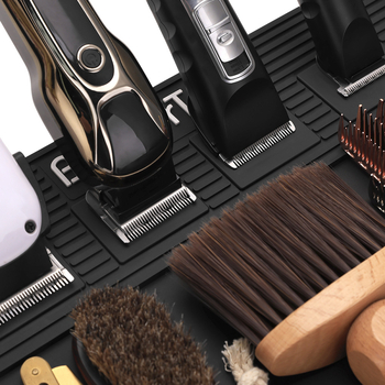 Patobulintas stiprus magnetinis stalinis neslystantis kilimėlis, apsaugantis nuo nudegimų elektrinių kirpimo mašinėlių laikymas ir demonstravimas, daugiafunkcis kirpimo įrankių PVC kirpimo kilimėlis