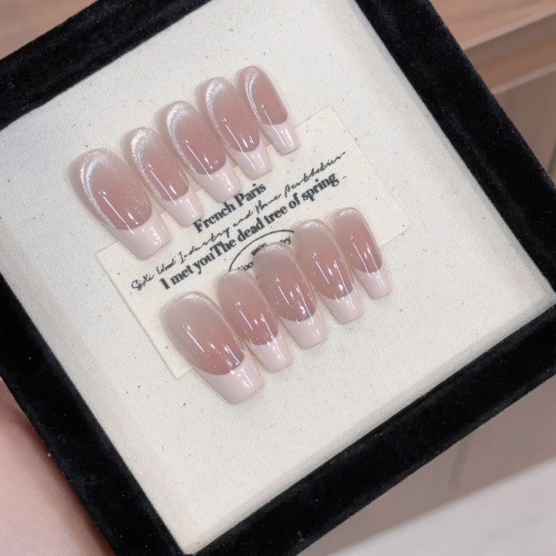 Temperamento odos miltelių kraštas prancūziškas nagų dailės baltumas pažangios pojūčio katės akių dėvėjimo šarvai rankų darbo nagų apdailos pleistras netikras nagas