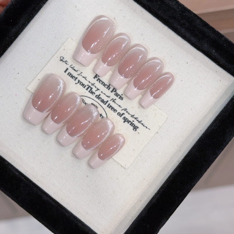 Temperamento odos miltelių kraštas prancūziškas nagų dailės baltumas pažangios pojūčio katės akių dėvėjimo šarvai rankų darbo nagų apdailos pleistras netikras nagas