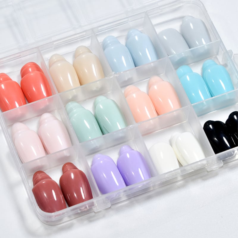 Kvadratinės vientisos spalvos nešiojamų nagų aklųjų dėžutė, atsitiktinės spalvos išpakavimo staigmena, paprasti universalūs dirbtiniai nagai, didmeninė prekyba