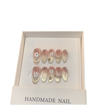 [Petal Moon Shadow] Αρχές Άνοιξης 2025 Νέο Pure Hand-Wearing Armor Cat\'s Eye Patch Diamond Nail Art Temperament White